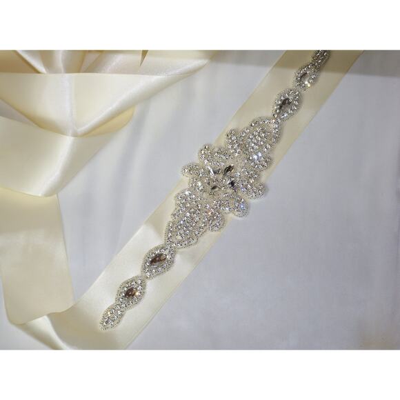 Rhinestone applique ivory bridal belt sash, wedding dress rhinestone belt sash - Picture 1 of 6